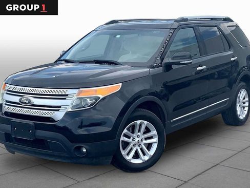 Used 2014 Ford Explorer XLT AWD/4WD image 1
