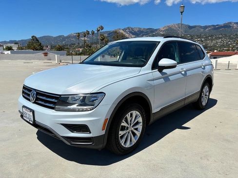 Used 2018 Volkswagen Tiguan S FWD image 1