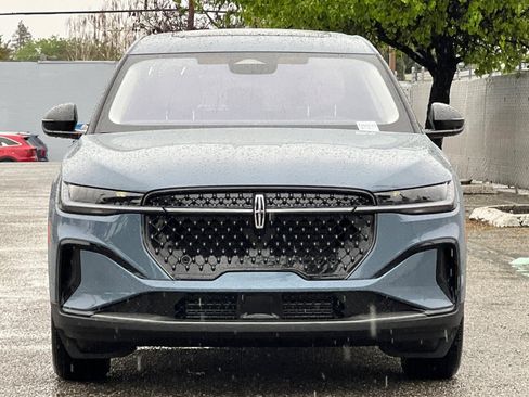 New 2026 Lincoln Nautilus Premier w/ Equipment Group 102A AWD/4WD image 3