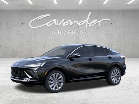 New 2026 Buick Envista Avenir image 2