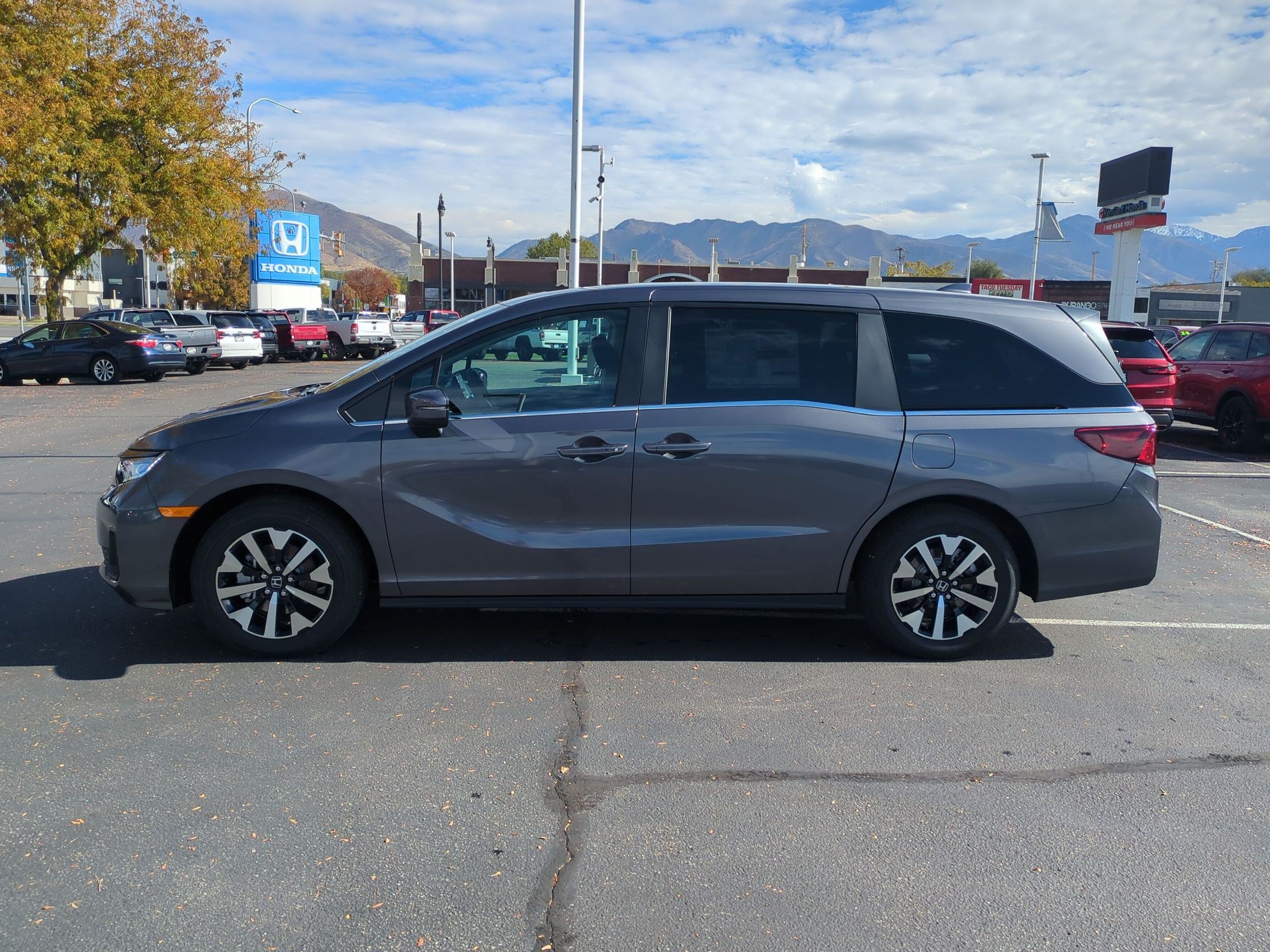 New 2027 Honda Odyssey EX-L image 9