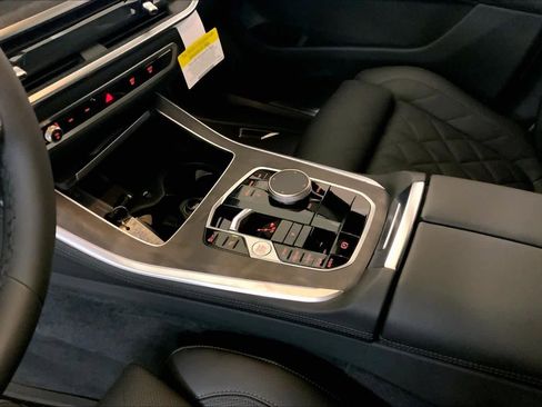 New 2026 BMW X5 xDrive40i w/ M Sport Package image 7