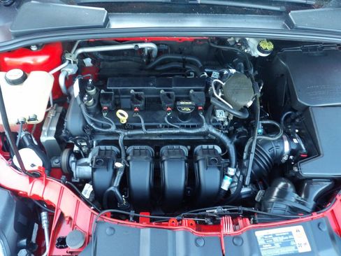 Used 2013 Ford Focus SE w/ Interior Protection Pkg image 12