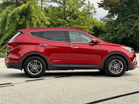 Used 2017 Hyundai Santa Fe Sport w/ 2.4L Tech Package 04 AWD/4WD image 19