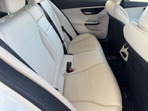 Used 2024 Mercedes-Benz C 300 Sedan image 20