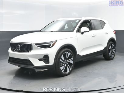 Used 2024 Volvo XC40 B5 Ultimate w/ Climate Package