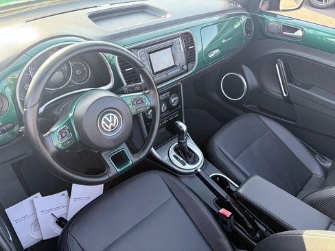 Used 2017 Volkswagen Beetle 1.8T S FWD image 6