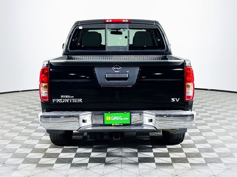 Used 2021 Nissan Frontier SV w/ SV Utility Package image 13