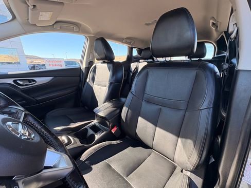 Used 2020 Nissan Rogue Sport SL image 15