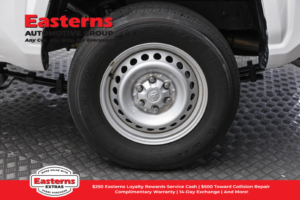 Used 2024 Toyota Tacoma SR RWD image 9