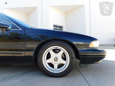 Used 1994 Chevrolet Impala SS image 34