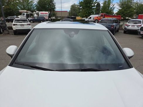 Used 2022 Porsche Cayenne AWD/4WD image 22