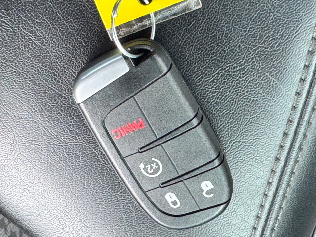 Used 2021 Dodge Challenger R/T Scat Pack RWD image 33