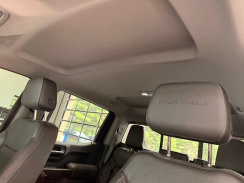 Used 2020 GMC Sierra 1500 Denali w/ Technology Package AWD/4WD image 33