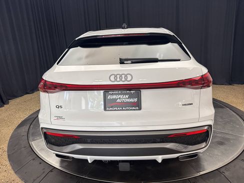 Used 2025 Audi Q5 Premium Plus w/ Premium Plus AWD/4WD image 8