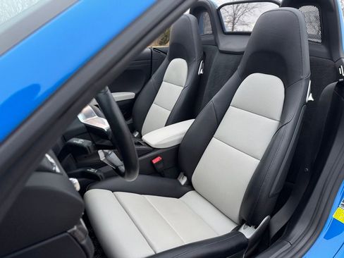 Used 2024 Porsche 718 Boxster S image 5