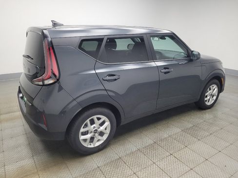 Used 2025 Kia Soul LX w/ LX Technology Package image 10