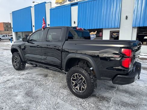 Used 2024 Chevrolet Colorado ZR2 w/ Technology Package image 14