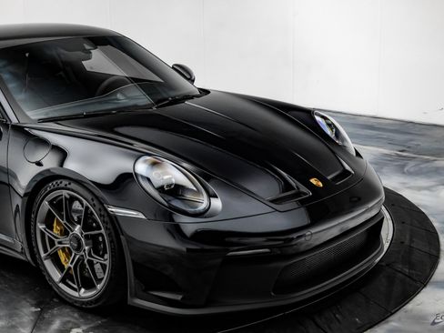 Used 2022 Porsche 911 GT3 image 25