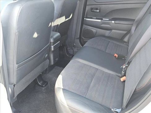 Used 2024 Mitsubishi Outlander Sport S image 17