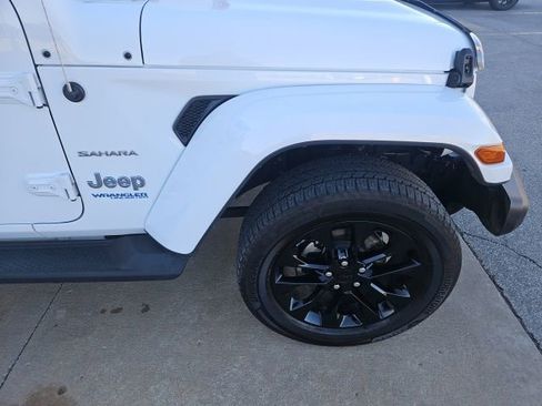 Used 2021 Jeep Wrangler Unlimited Sahara 4xe w/ Cold Weather Group image 9