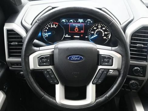 Used 2018 Ford F150 Lariat w/ Equipment Group 502A Luxury AWD/4WD image 25