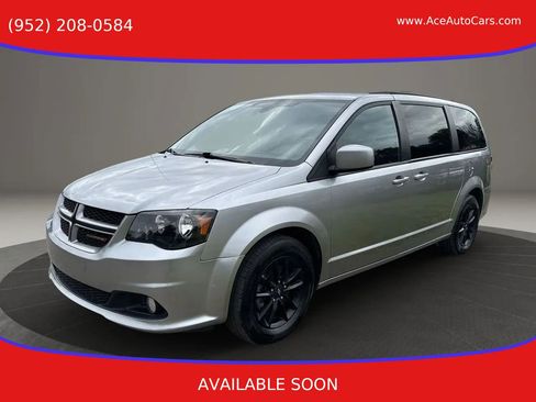 Used 2019 Dodge Grand Caravan GT FWD image 1