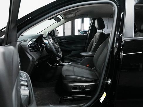 Used 2023 Buick Encore GX Preferred w/ Cold Weather Comfort Package AWD/4WD image 27
