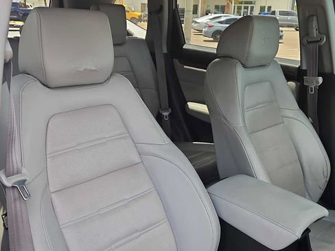 Used 2019 Honda CR-V EX-L image 26