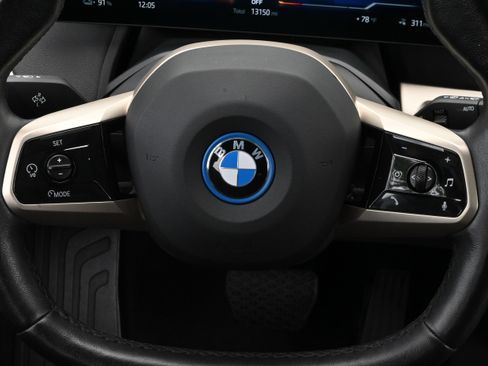 Certified 2023 BMW iX M60 w/ Executive Package AWD/4WD image 31