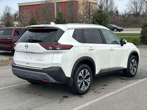 Used 2023 Nissan Rogue SV w/ SV Premium B Package image 22