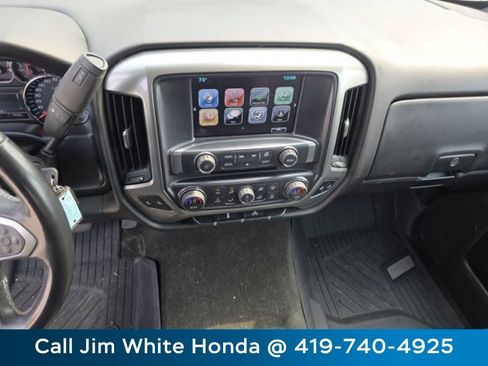Used 2018 Chevrolet Silverado 1500 LT w/ All Star Edition AWD/4WD image 32