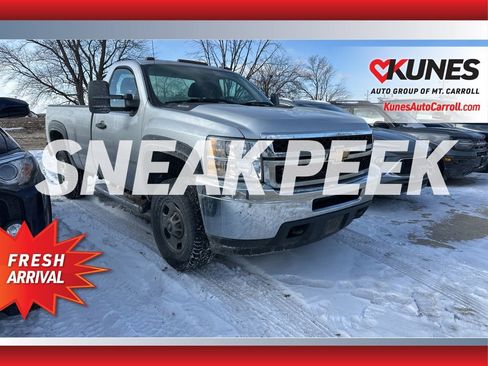 Used 2012 Chevrolet Silverado 2500 W/T w/ Snow Plow Prep Package image 1