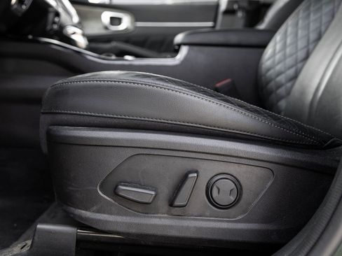 Used 2021 Kia Sorento SX Prestige image 22