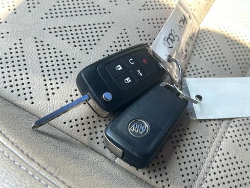 Used 2018 Buick Cascada Premium FWD image 32