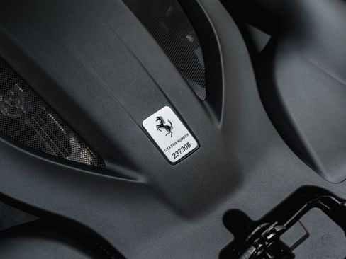 Used 2018 Ferrari GTC4Lusso T RWD image 33