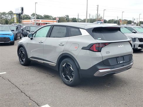 New 2026 Kia Sportage EX image 4