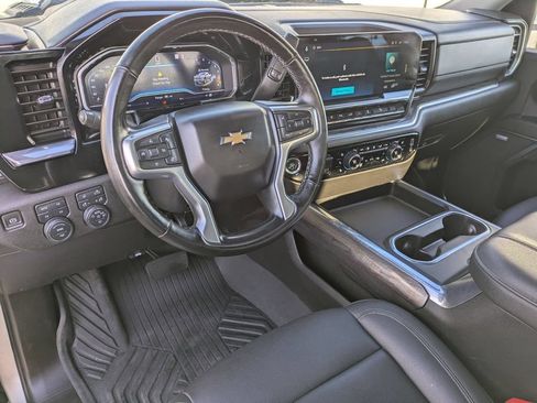 Used 2024 Chevrolet Silverado 2500 LTZ AWD/4WD image 10