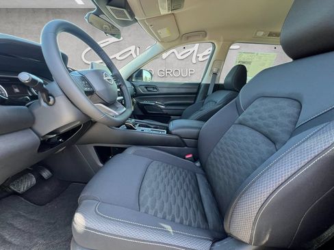 New 2026 Nissan Pathfinder SV FWD image 20