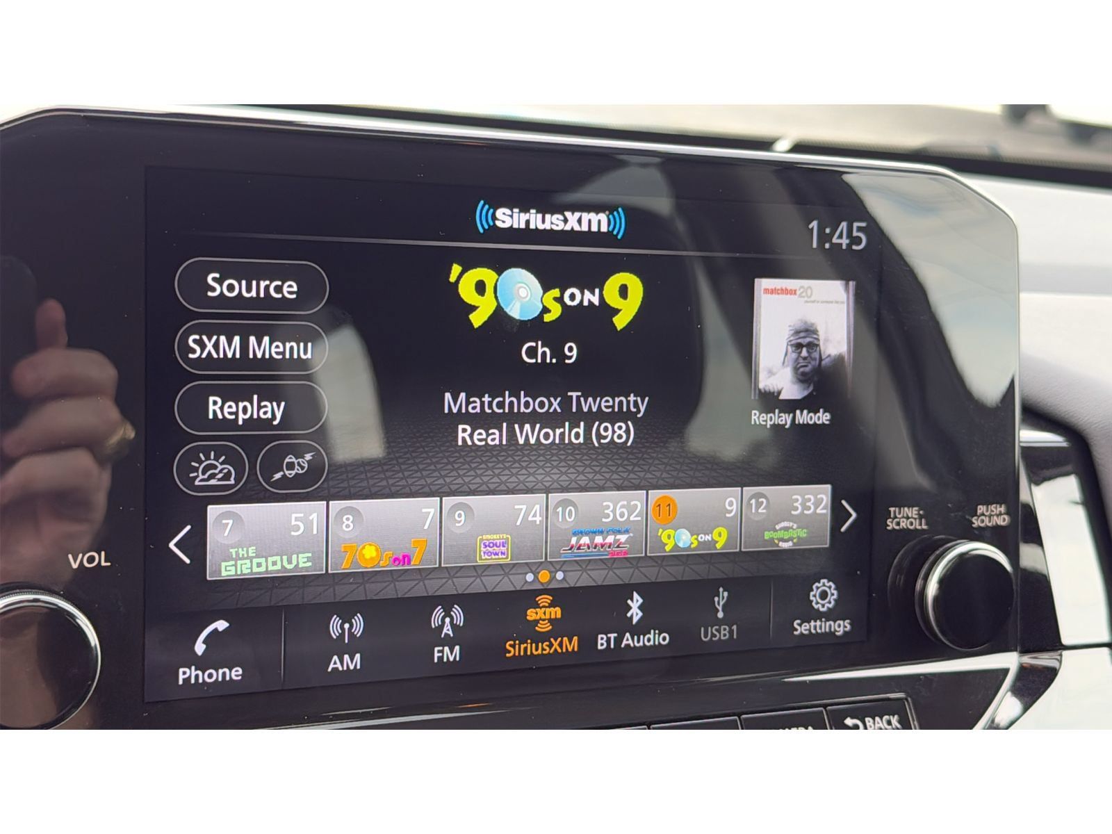 Used 2025 Nissan Pathfinder Platinum AWD/4WD image 20