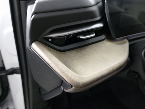 New 2025 Audi Q5 Premium Plus image 14