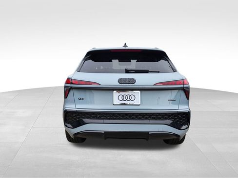 New 2026 Audi Q3 quattro 2.0T AWD/4WD image 6