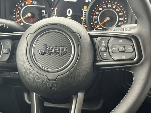 New 2026 Jeep Gladiator Rubicon image 19