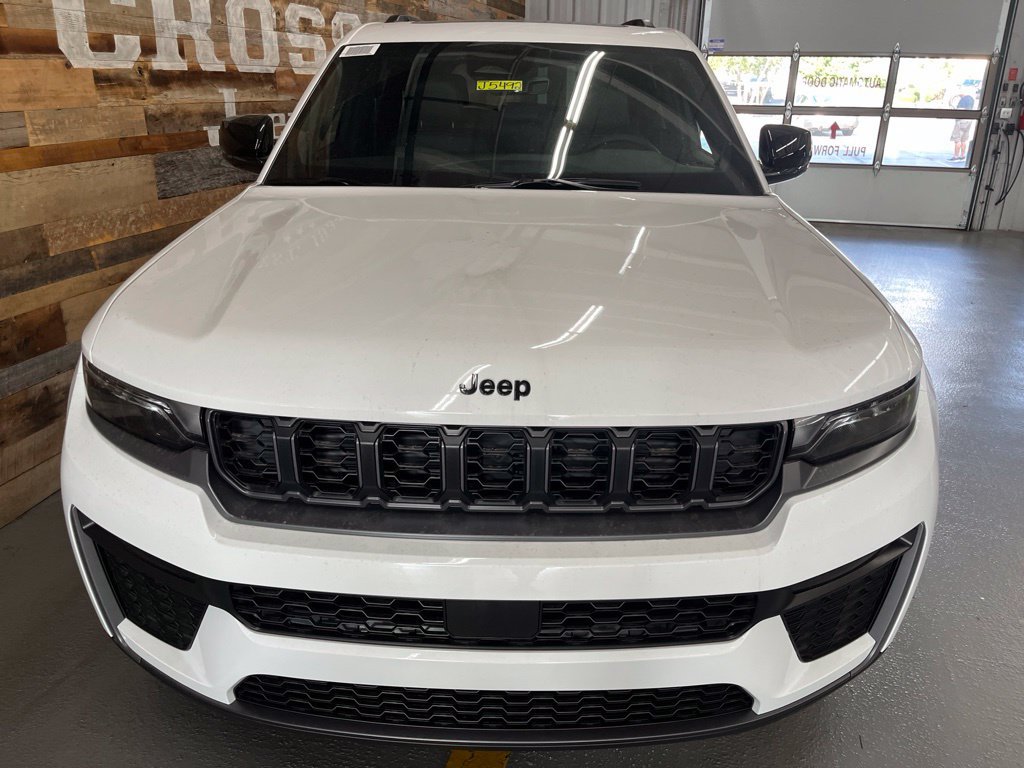 New 2026 Jeep Grand Cherokee Limited AWD/4WD image 46