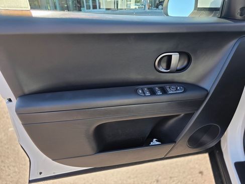 Certified 2025 Hyundai Ioniq 5 SEL image 18