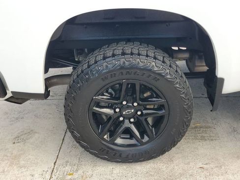 Certified 2023 Chevrolet Silverado 1500 LT Trail Boss image 8