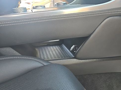 Used 2024 Genesis GV80 2.5T image 37