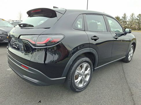 Used 2023 Honda HR-V LX image 7