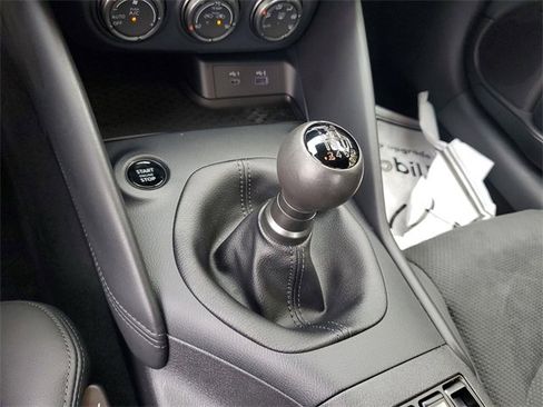 Certified 2024 Nissan Z Performance w/ Floor Mat Package image 22