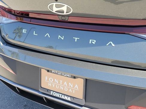 New 2026 Hyundai Elantra Sport image 23